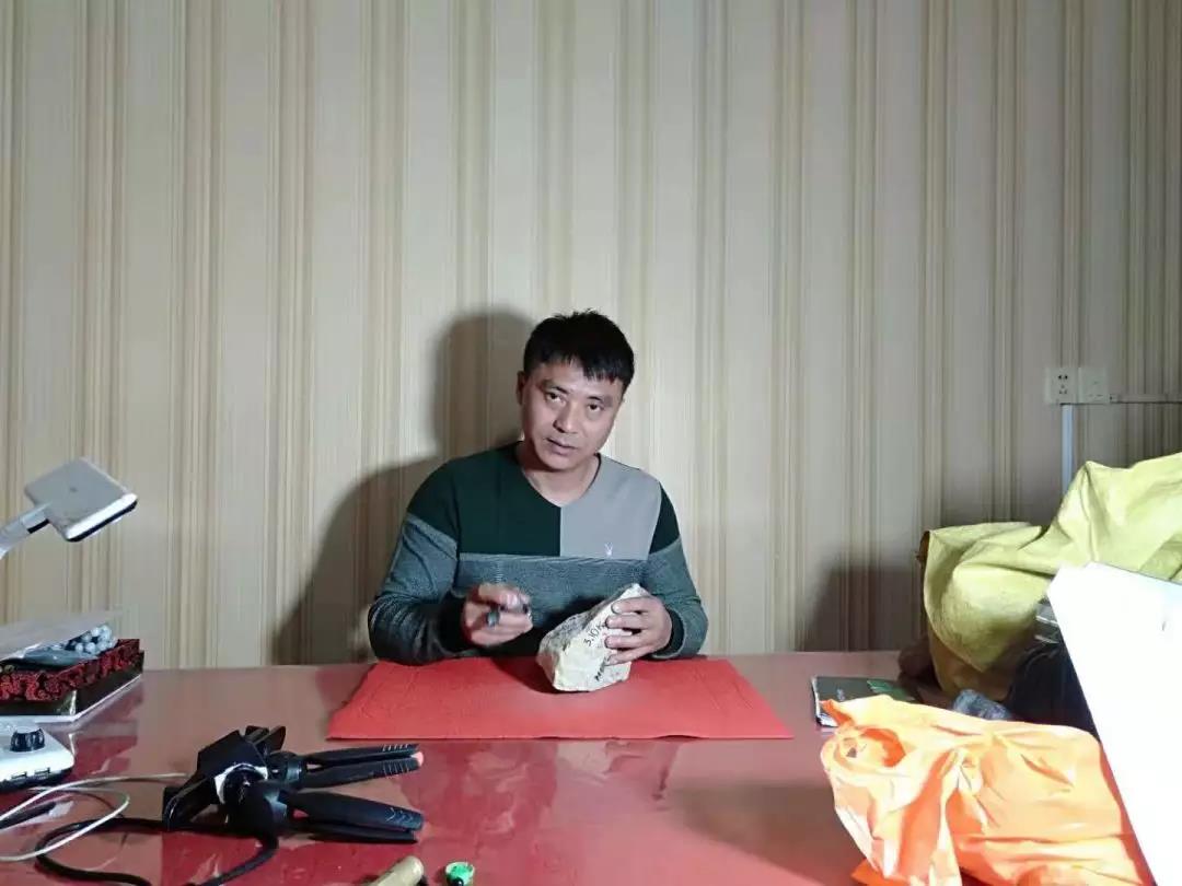 买了翡翠却不知道怎么保养的看这里